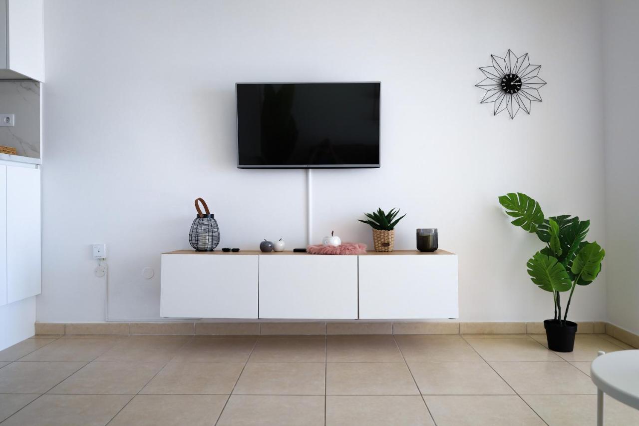 Elegant Sea View Apartment Callao Salvaje Luaran gambar
