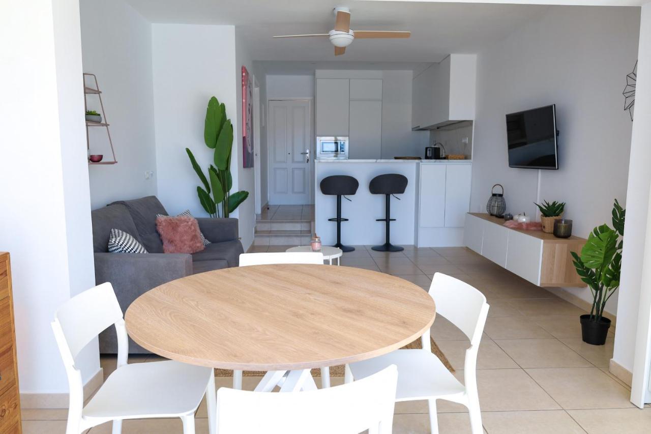 Elegant Sea View Apartment Callao Salvaje Luaran gambar