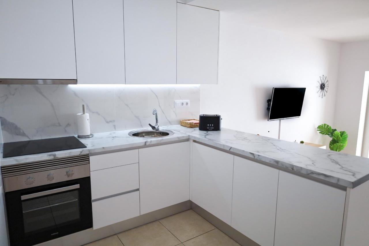 Elegant Sea View Apartment Callao Salvaje Luaran gambar